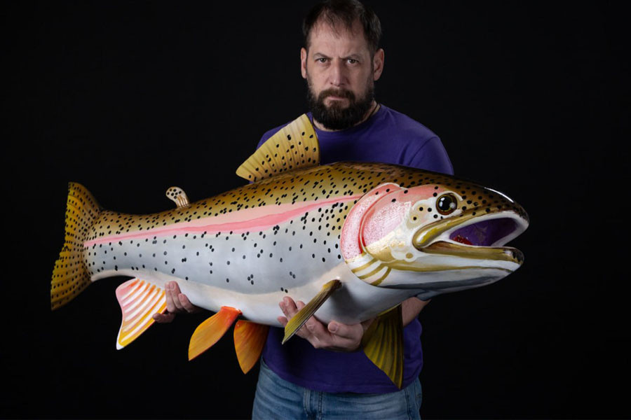 Радужная форель из стеклопластика